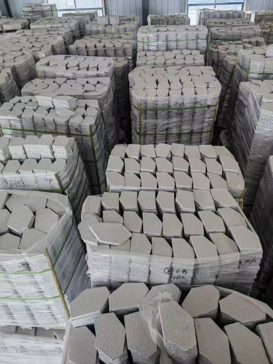 漳州芝麻白石材冰裂纹，碎拼。