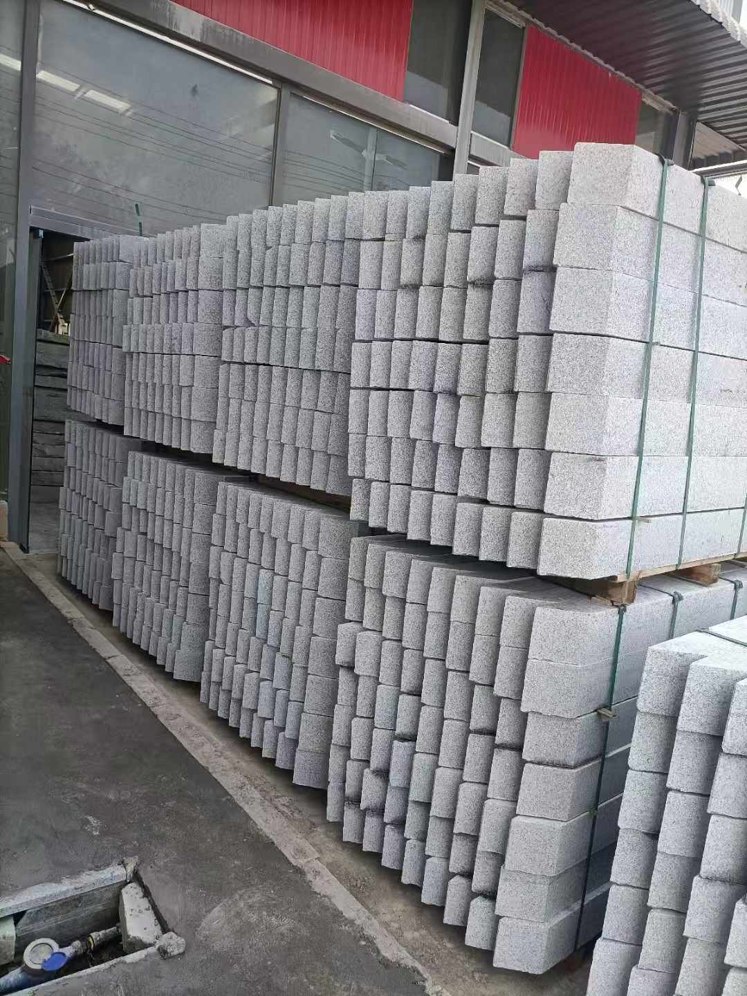 漳州芝麻白树围石 树池