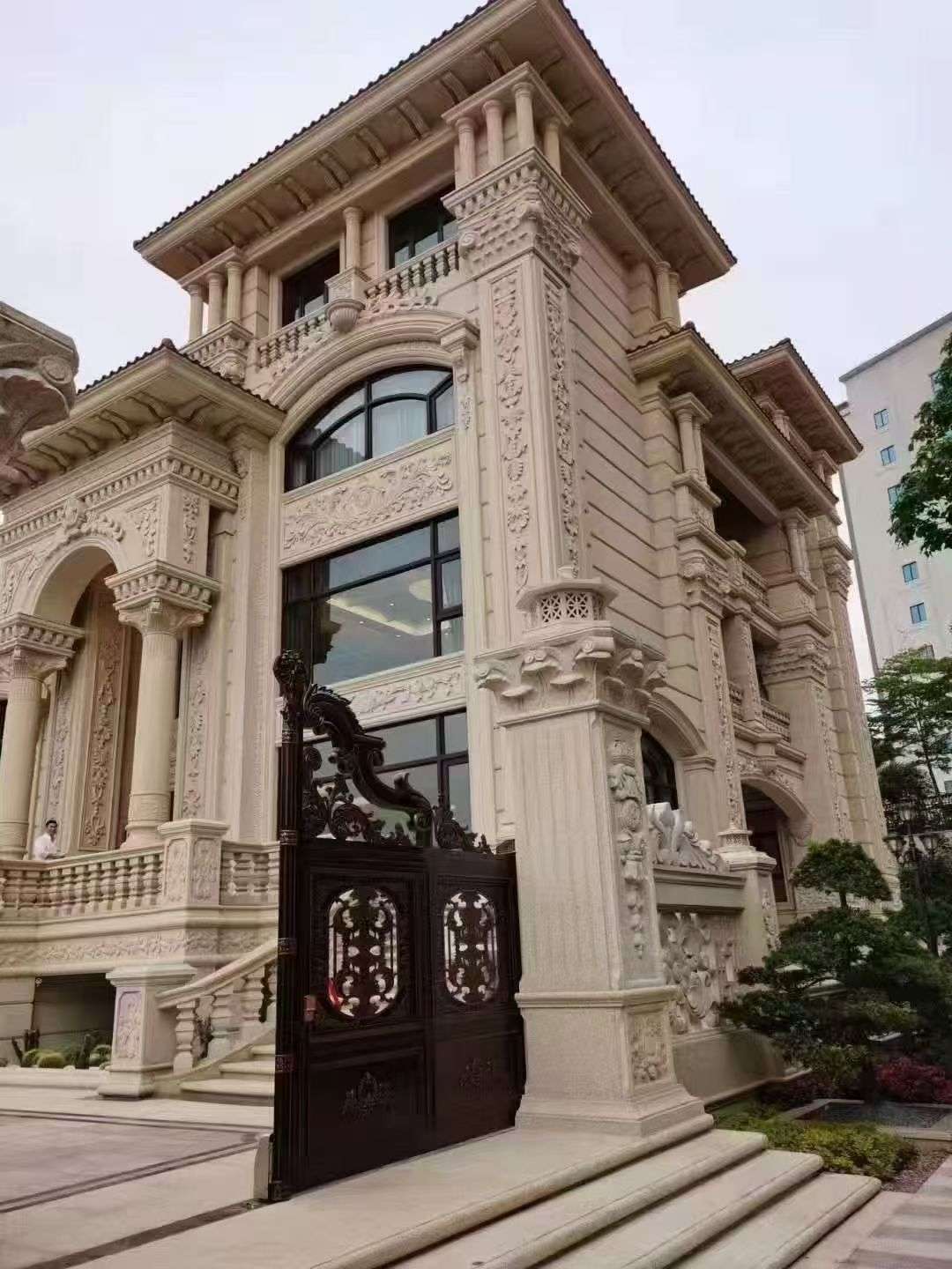 漳州黄金麻别墅外墙异形定制