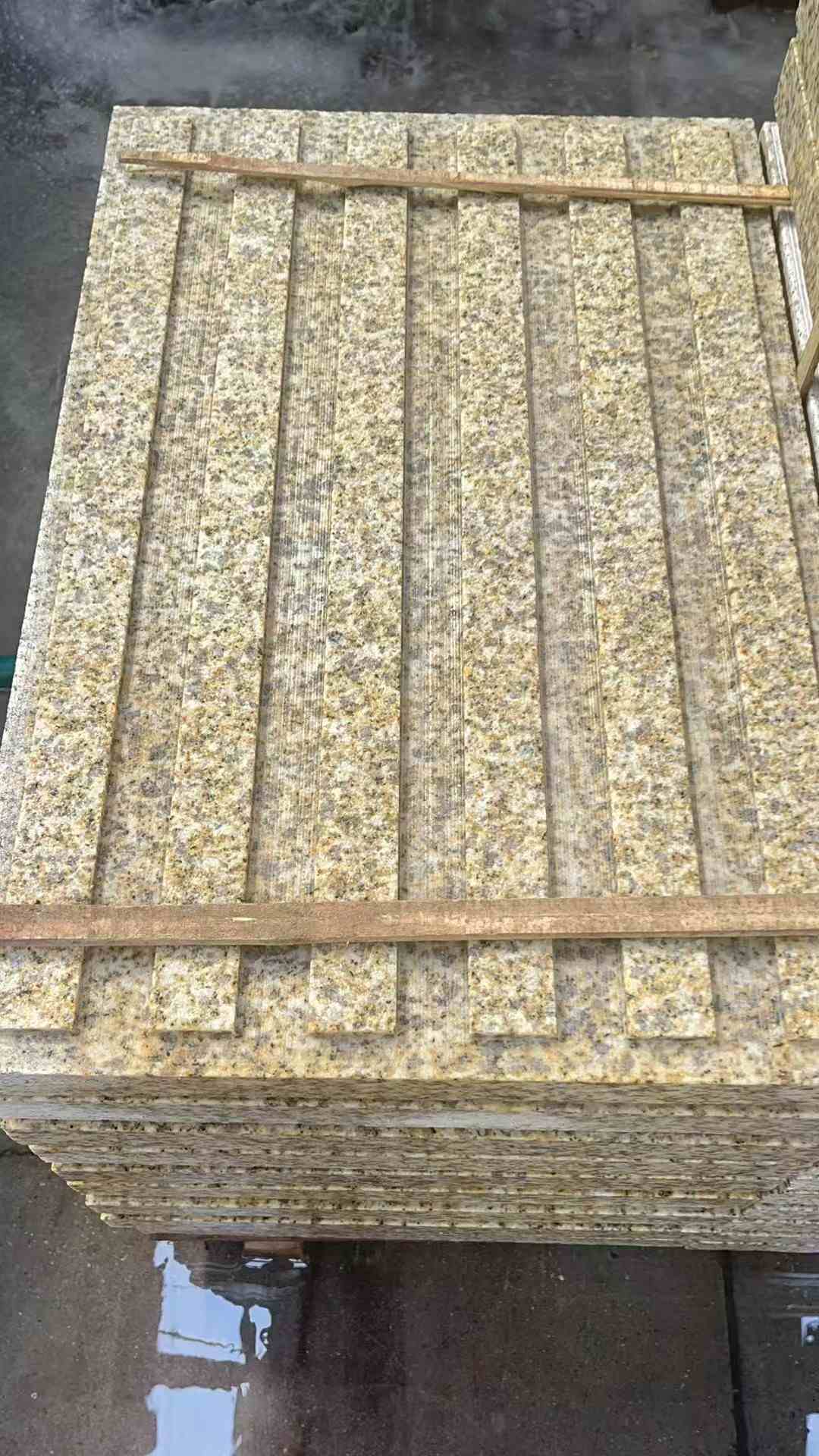 漳州黄金麻盲道 石材盲道