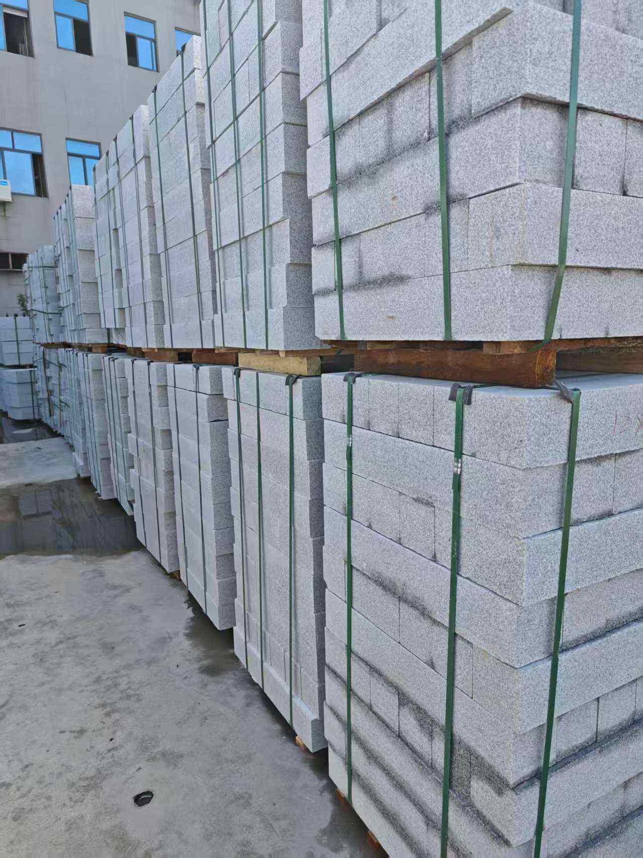 漳州芝麻白路牙石，路侧石