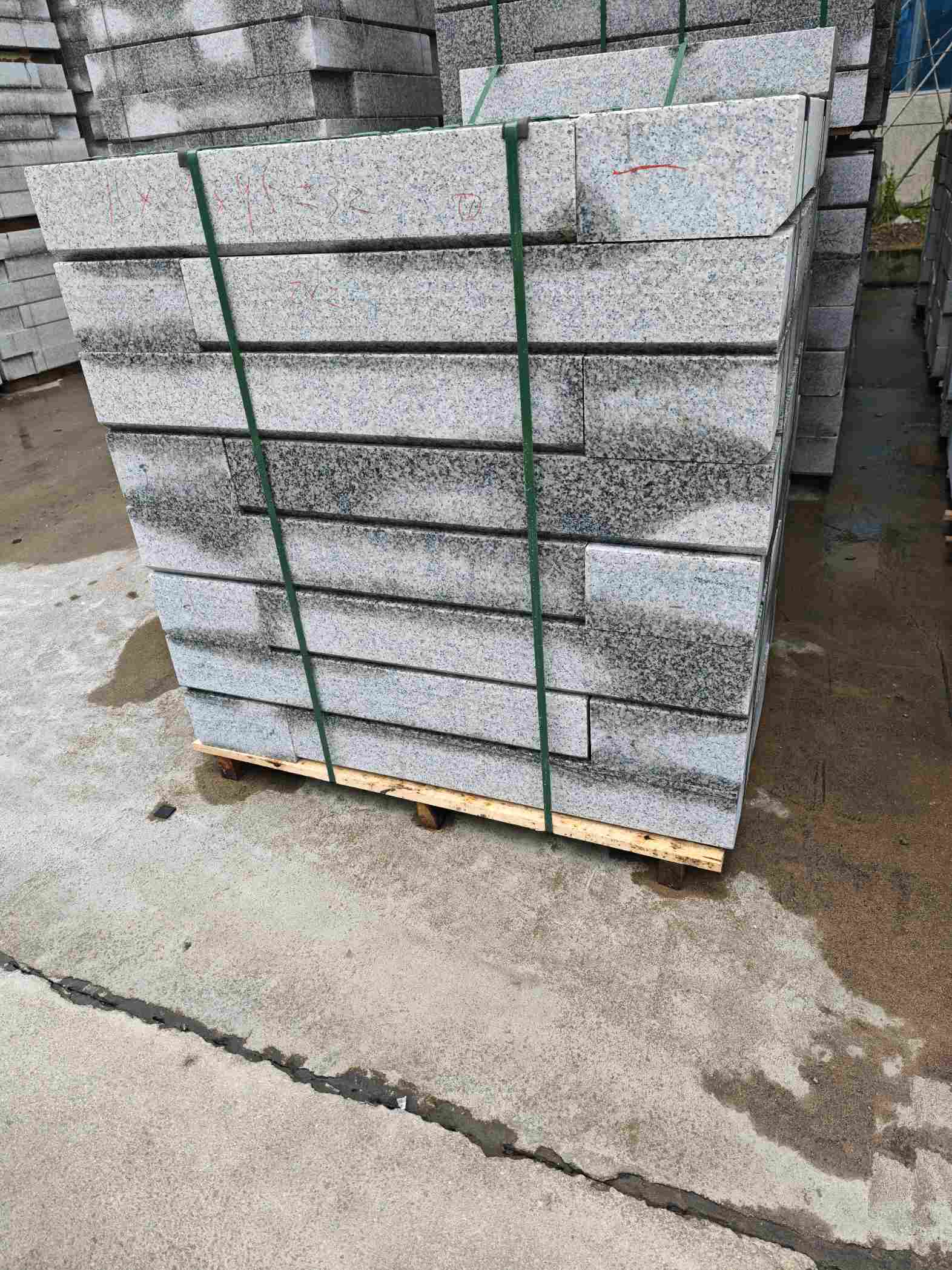 漳州芙蓉白路牙石，马路牙子